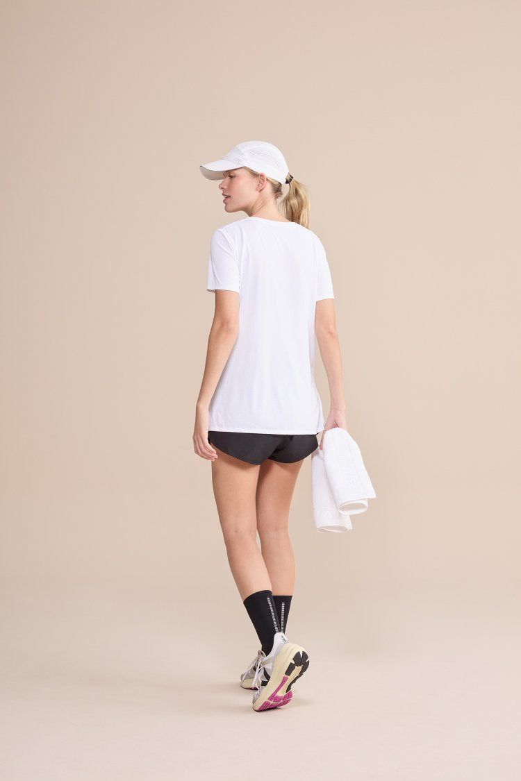 Camiseta V Action - Branco