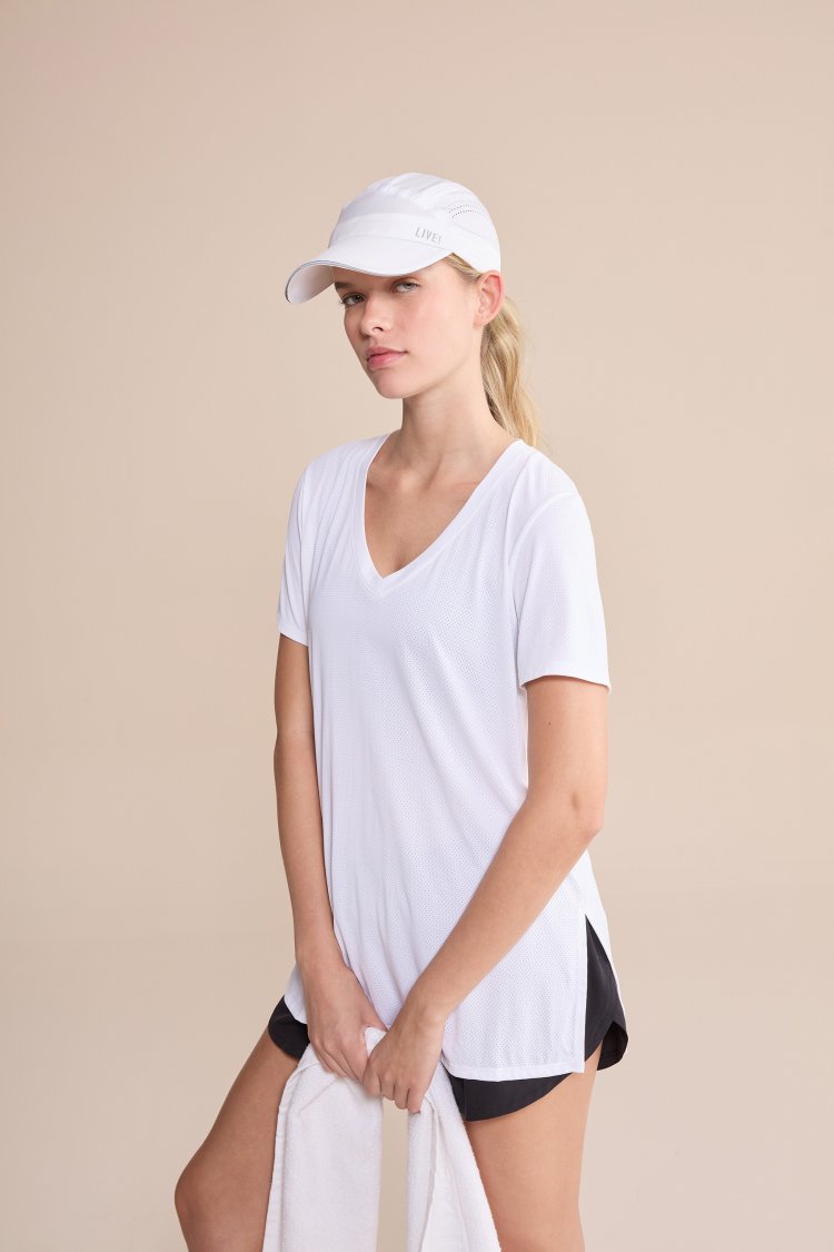 Camiseta V Action - Branco