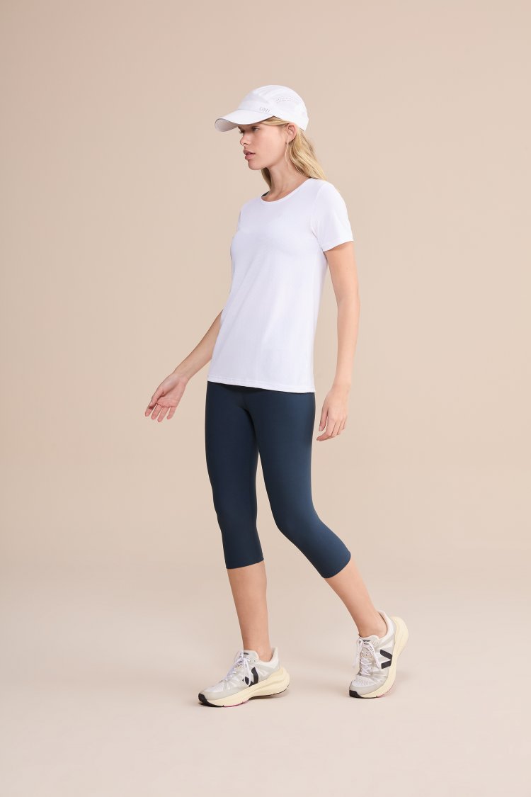 Blusa Action Essential - Branco