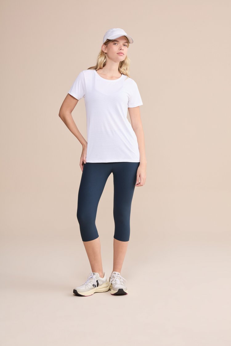 Blusa Action Essential - Branco