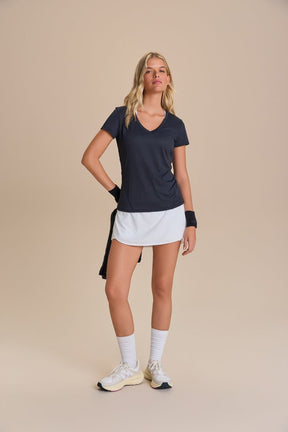 Camiseta V Line Action - Preto