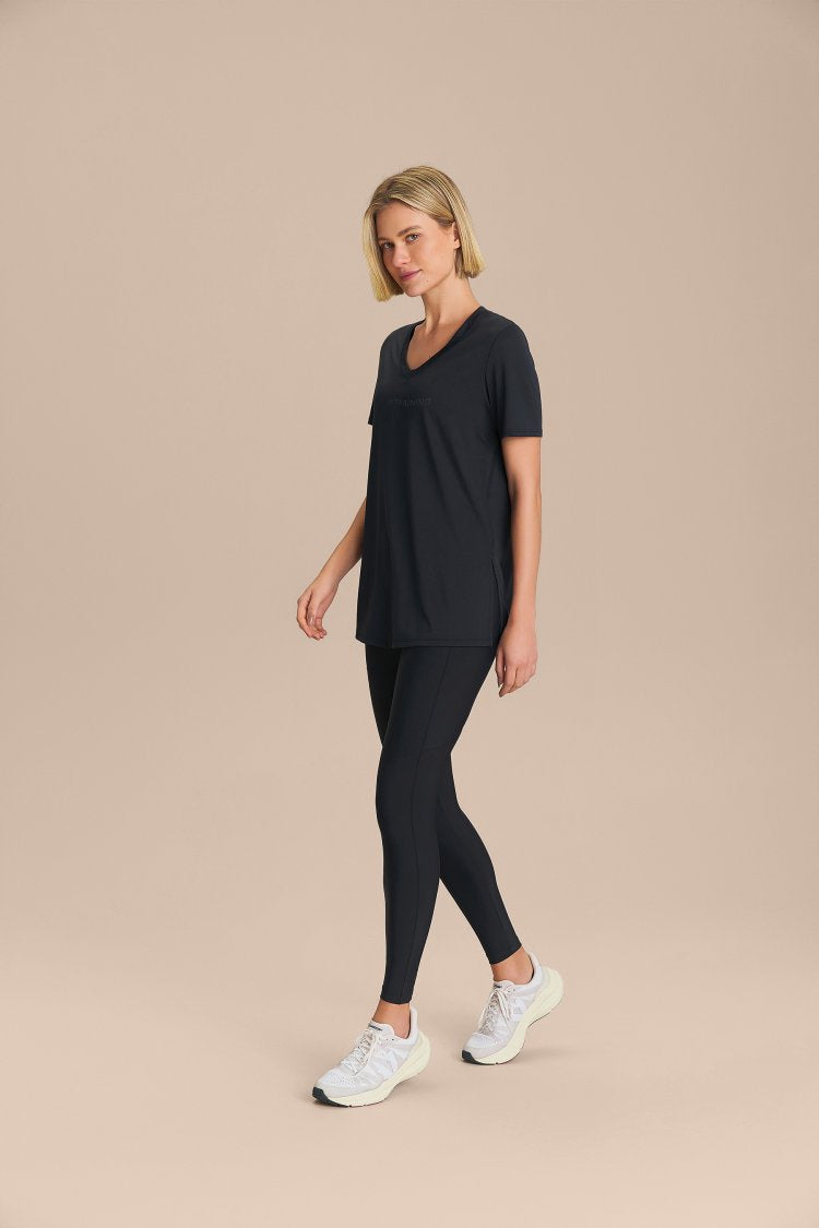Camiseta V Training Action - Preto