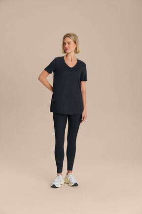 Camiseta V Training Action - Preto