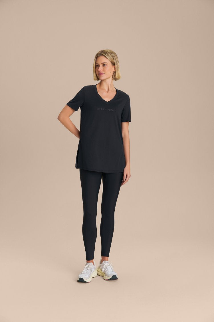 Camiseta V Training Action - Preto
