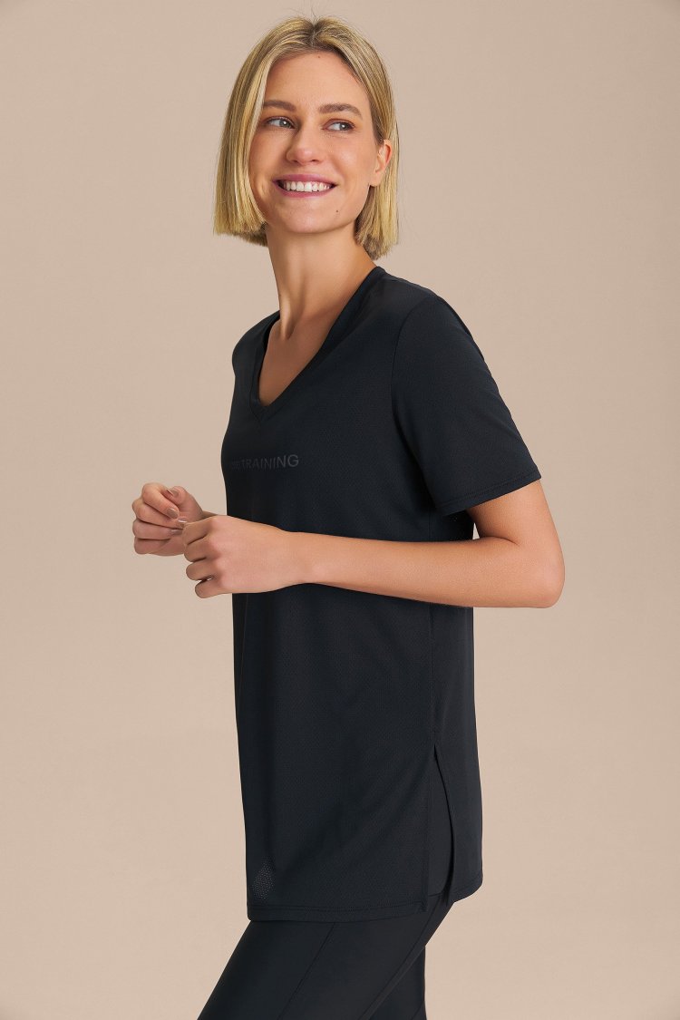 Camiseta V Training Action - Preto