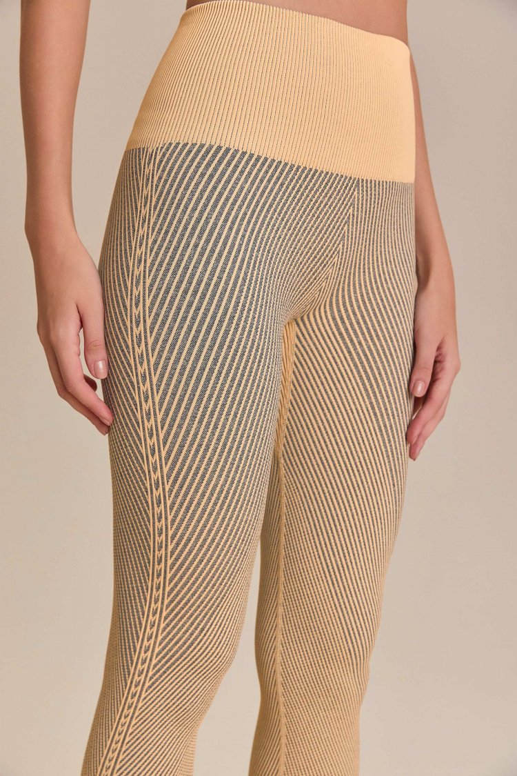Calça Fusô Seamless Diagonal - Vanilla