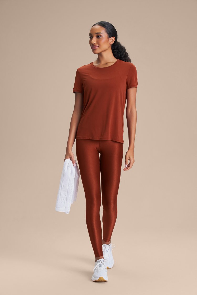 Camiseta Basic Comfort - Rust Red