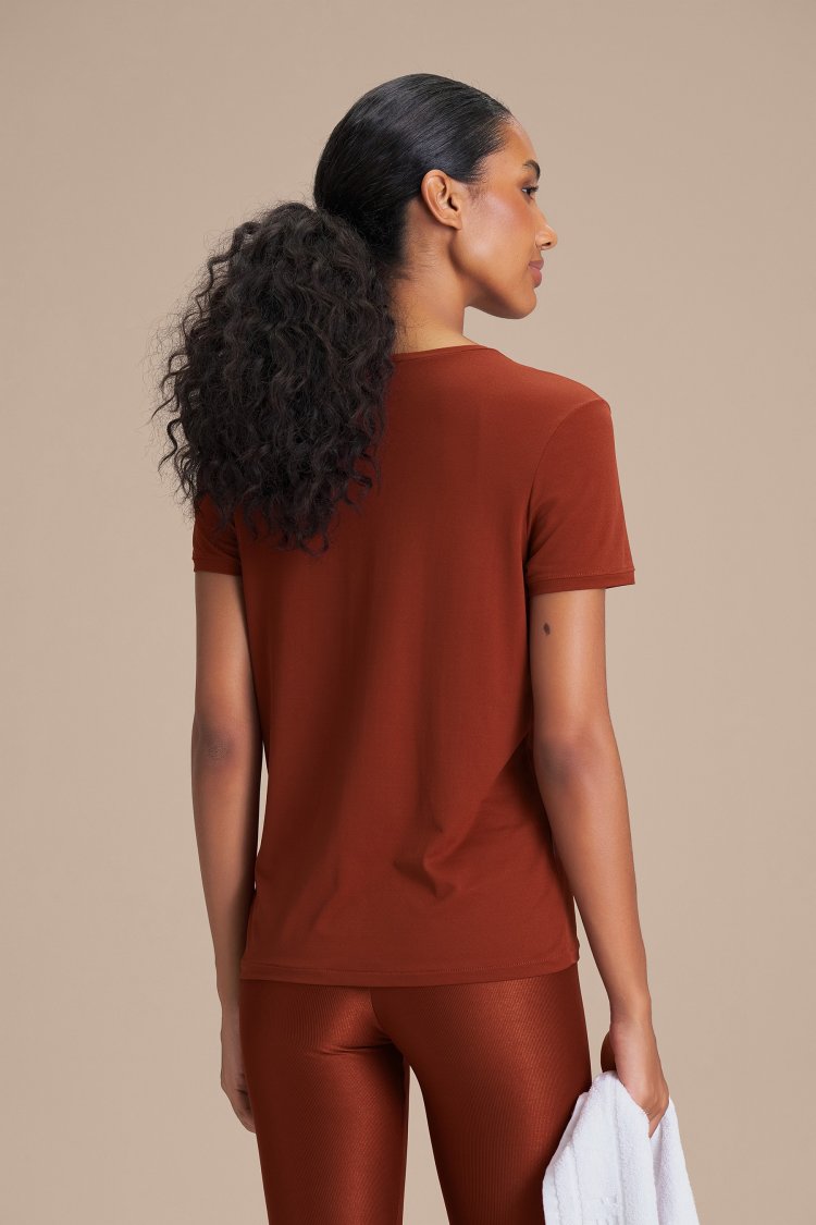 Camiseta Basic Comfort - Rust Red