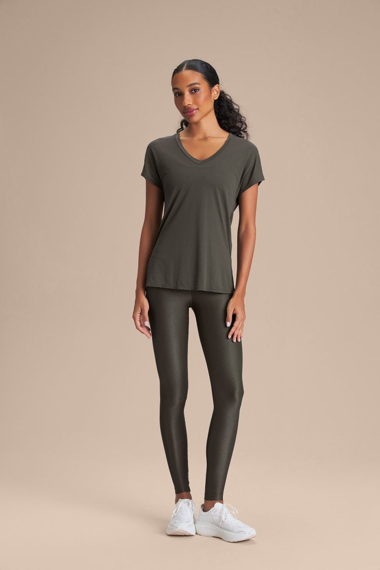 Camiseta V Comfort - Obsidian grey