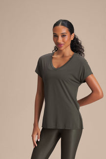Camiseta V Comfort - Obsidian grey