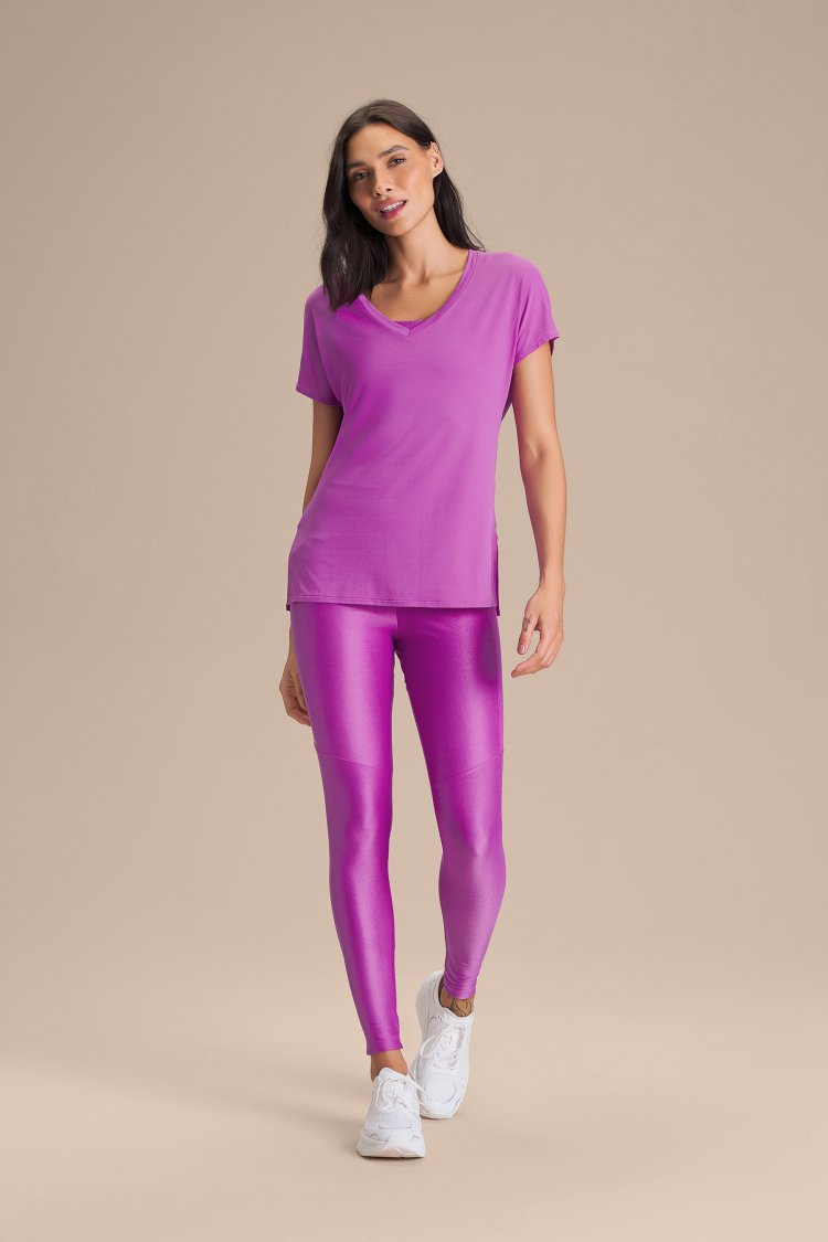 Camiseta V Comfort - Memory Pink