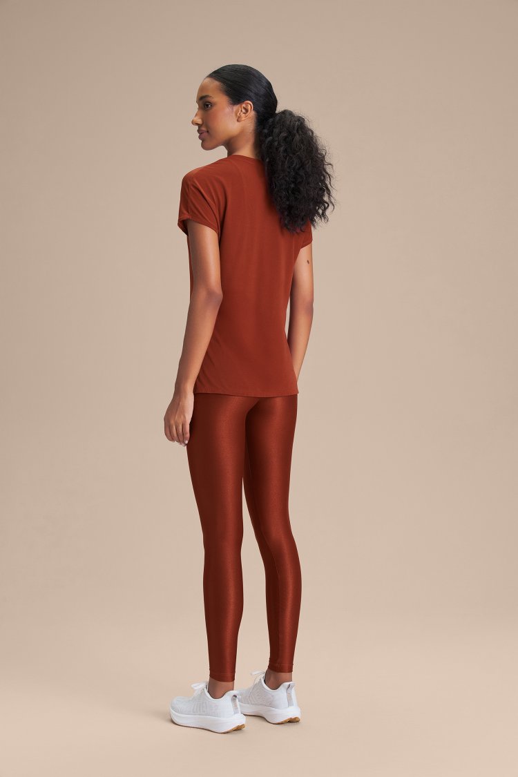 Camiseta V Comfort - Rust Red