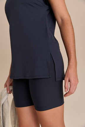 Camiseta V Action - Preto