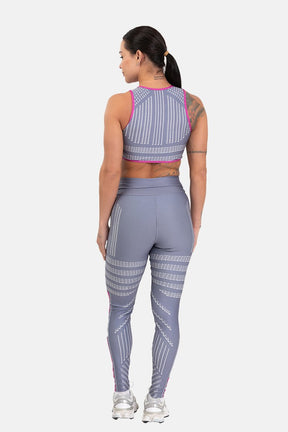 Conjunto Fitness Legging com Bolso e Top Nadador Estampa Digital CINZA BLOON