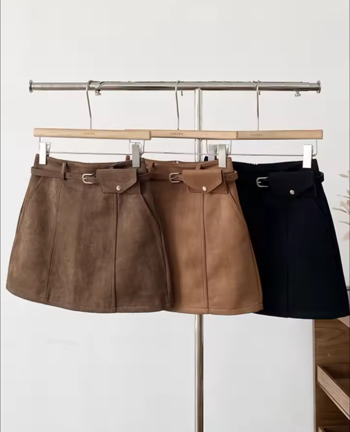 Saia Suede Importada