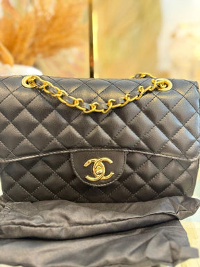 Bolsa CH Clássica - Média com Corrente Dourada